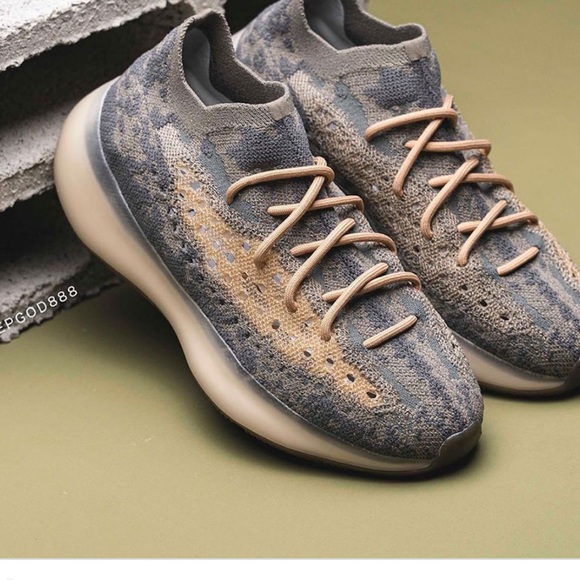 Yeezy Boost 380 Mist Non Reflective NWT (6) - Picture 7 of 10